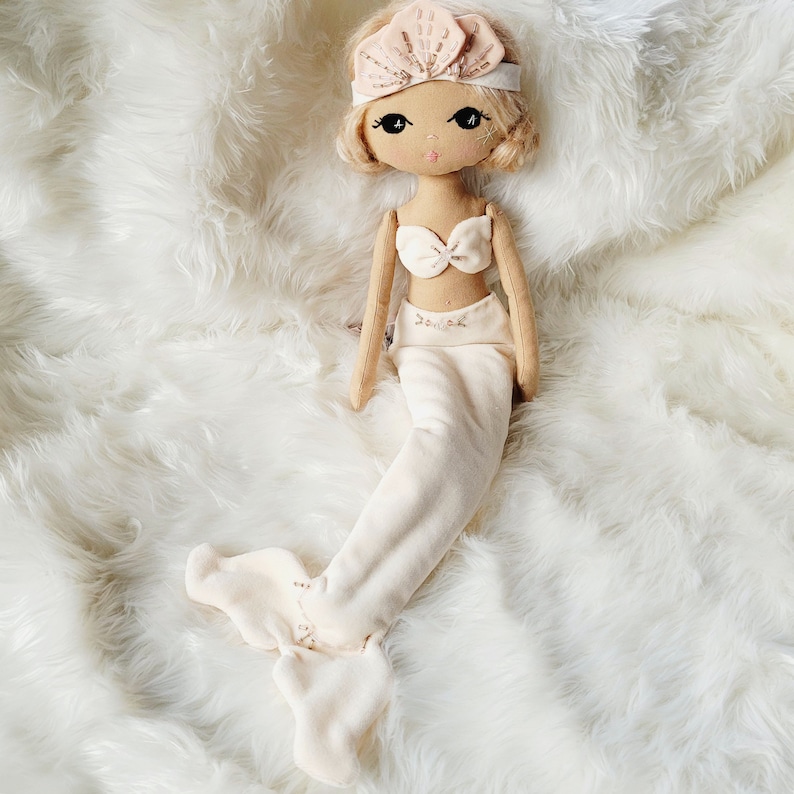 Mermaid Princess Outfit for Sparkle Starlet Doll pdf Pattern image 7
