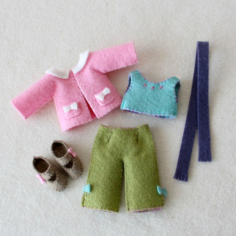 Winter Outfit pdf Pattern for Pocket Poppet Doll image 1