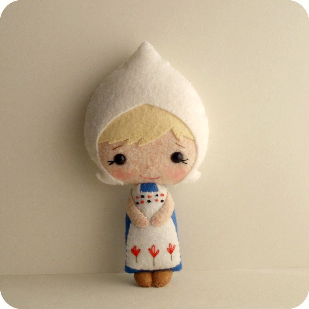 Dutch Girl Pdf Pattern - Instant Download - Etsy