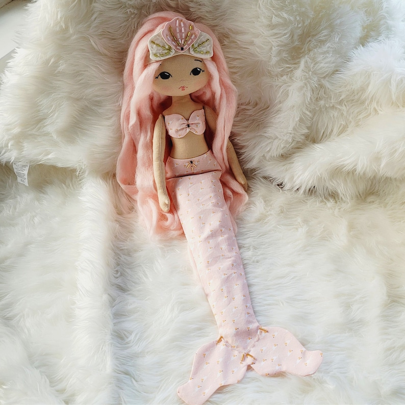 Mermaid Princess Outfit for Sparkle Starlet Doll pdf Pattern image 3