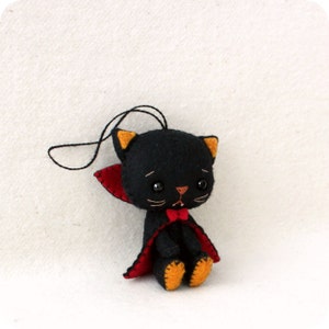 Halloween Itty Bitty Vampire and Witch Kitties pdf Pattern image 2