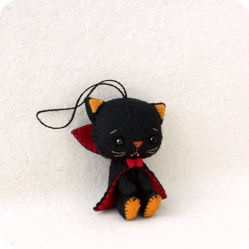 Halloween Itty Bitty Vampire and Witch Kitties pdf Pattern image 2