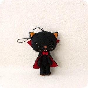 Halloween Itty Bitty Vampire and Witch Kitties pdf Pattern image 4