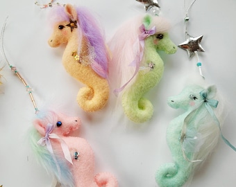 Ozdoba w kształcie konika morskiego – pobierz plik PDF