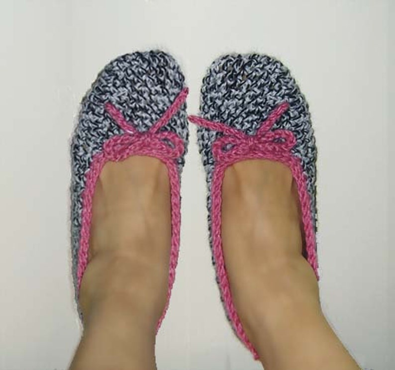 Stylish Flat Shoes, Slippers. Teenage Woman sizes INSTANT DOWNLOAD Crochet Pattern image 4
