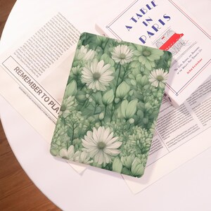 Sea of Flowers in Greenery Personalized iPad cases,Customized Gifts,For iPad 2022/2021 iPad Mini 7/6/5/4/3 Pro 11 13 2022 2024 Air 13/11/6/2