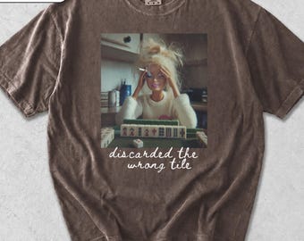 T-Shirt für gestresste Mahjong-Spielerinnen, lustiges Shirt mit falsch gelegtem Spielstein, Retro-Puppen-Ästhetik, sarkastisches Geschenk für den Spieleabend für sie