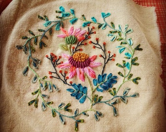 flower medaillon embroidery pattern