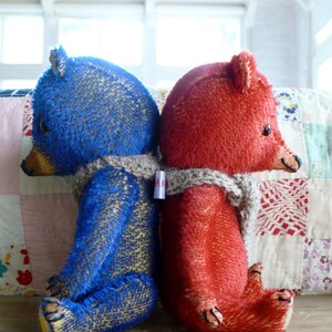 PDF-E-pattern to make a bear like Julian and small pea image 3