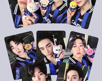 Stray Kids KOBMO フォトカード 2枚セット Stray Kidsグッズ フォト カード 55枚 セット トレカ ストレイキッズ