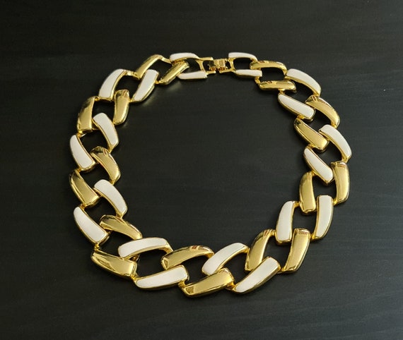 MCM chunky white enamel chain necklace Gold choke… - image 5
