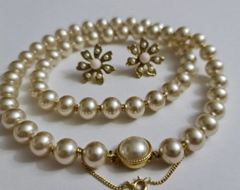 Pearl necklace Vintage wedding glass pearl necklace and earrings Champagne pearl bridal jewelry set