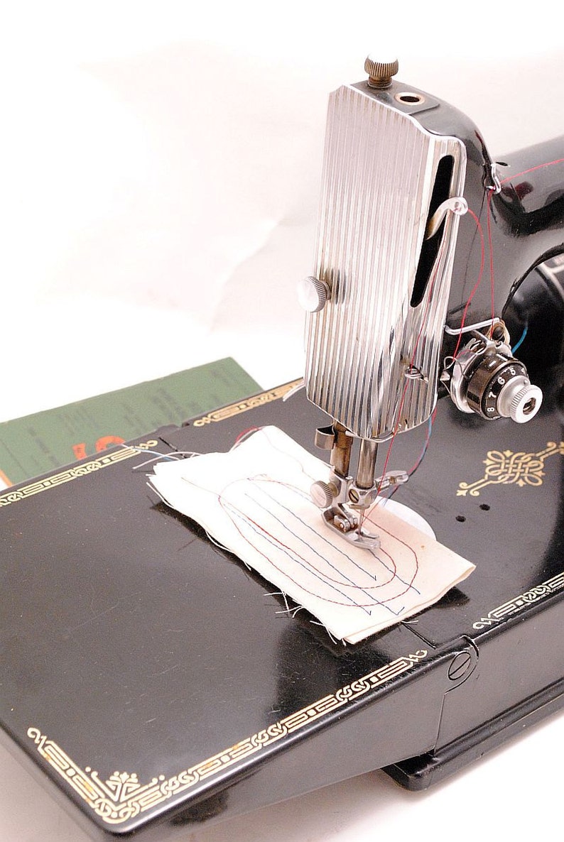 Singer Featherweight Sewing Machine 1940s 221-1 Portable with | Etsy