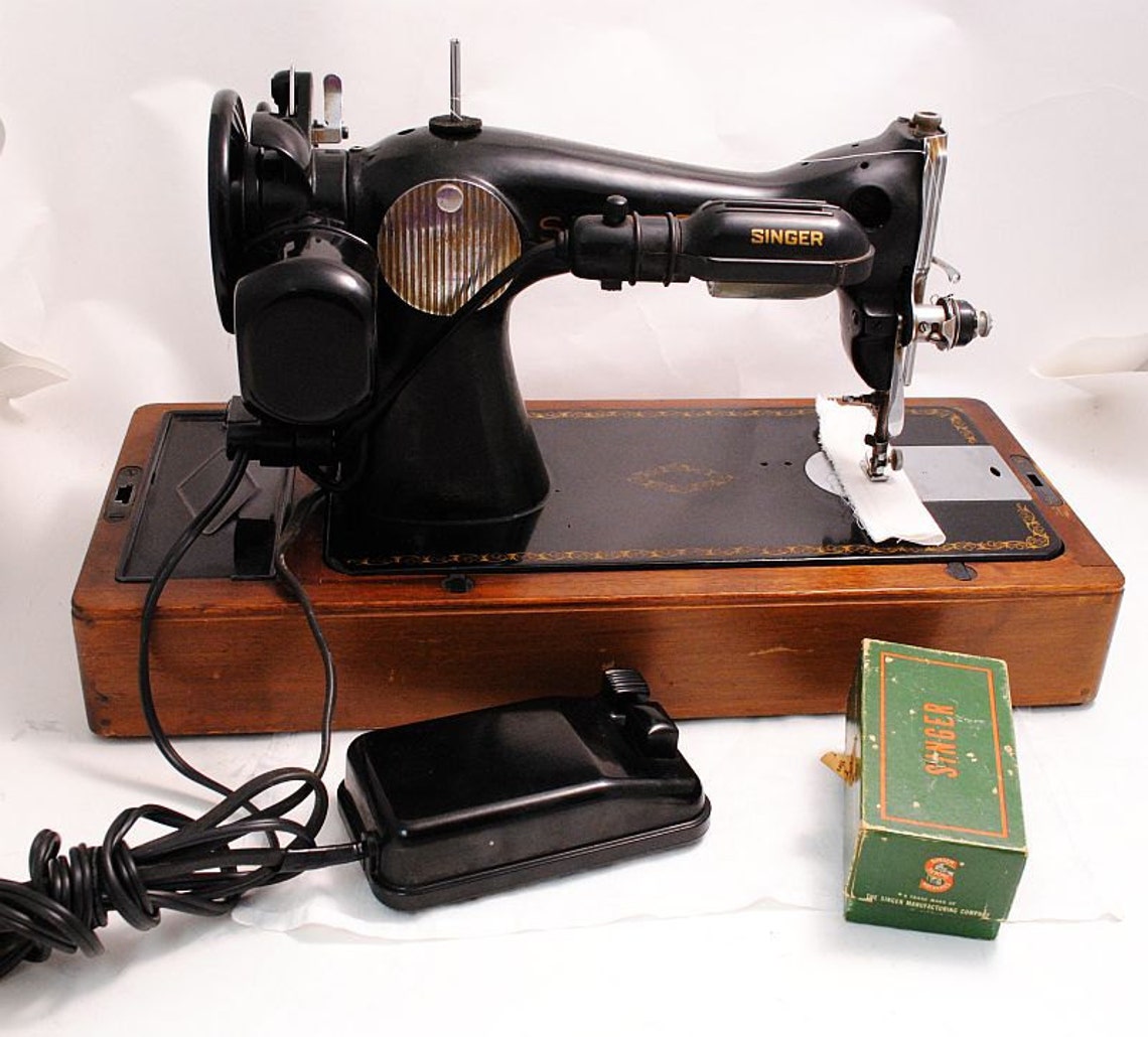 Singer Sewing Machine 1950s Centennial Edition 1591 Portable Etsy