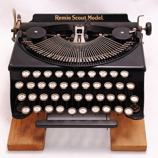 Typewriter Remington Remie Scout Model 1930s Childrens machine