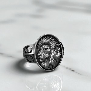 Lion Head Ring 925 Sterling Silver – Bold Men’s Signet Ring with Regal Lion Design, Handmade Statement Jewelry for Strength & Power