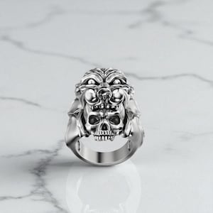 Wolf Skull Silver Ring - Men&#39;s 925 Sterling Silver Biker Ring - Handcrafted Animal Jewelry Gift, Bold Symbol of Power, Predator Silver Ring