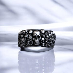 Skulls Ring, 925 Sterling Silver, Handmade, Adjustable Unisex Design, Symbol of Eternity, Dark Aesthetic, Unique Gift, Bold Gothic Accessory