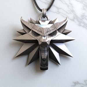 Wolf Witcher Pendant 925 Sterling Silver Necklace – Handmade Geometric Wolf Jewelry, Fierce Amulet Gift for Men and Women, Gamer Pendant