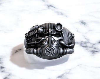 Gas Mask Ring, Steampunk Inspired 925 Silver Statement for Men, Apocalyptic Jewelry - Unique Gift for Gamers, Sci-Fi Enthusiasts, Collectors