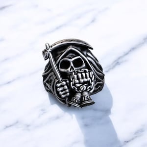 Grim Reaper Skull Ring, Handcrafted 925 Sterling Silver, Dark Gothic Design, Unisex Jewelry Perfect Gift Fans of Macabre & Gothic Aesthetics