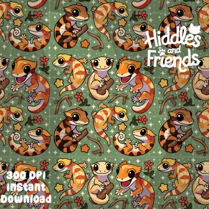 Può includere: Uno schema senza cuciture con lucertole geco dei cartoni animati in varie pose su uno sfondo verde con stelle bianche, fiori e rami. Il testo "Hiddles and Friends" è al centro dello schema.