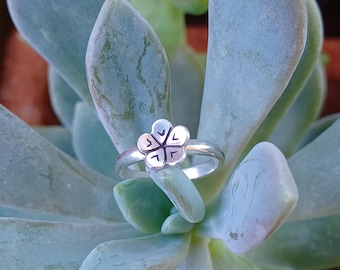 Tiny Desert Flower Ring, Solid Sterling Silver, Native American Jewelry, Yaqui Tribe, Southwest Style, Signed