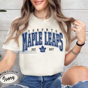 Retro Comfort Colors® Toronto Maple Leafs Hockey T-shirt, Unisex Tee Shirt for Sports Fans, Graphic Sports Tee, Leafs Team Shirt, Hockey Fan