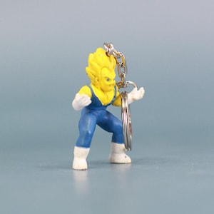 Vintage Dragon Ball Z Super Saiyan Vegeta Keychain Figure