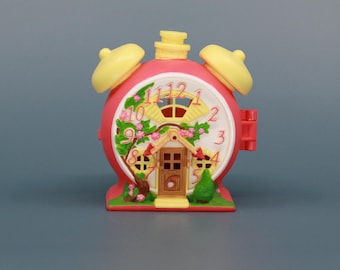 Teeny Weeny Families Beauty Salon Clock