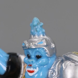 Vintage 1993 Bandai Blue Warrior Figure – 6.5 cm Collectible Mini Figure image 5