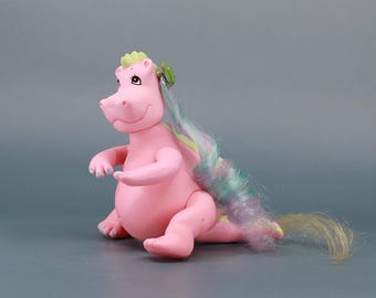 1990s Zapf Dino Baby Toy – Pastel Pink Dinosaur with Hair