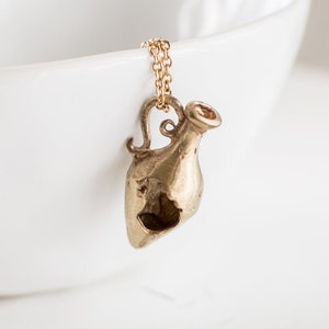 Collier pendentif amphore, collier avec breloques grecques antiques, collier histoire ancienne, cadeau pour amateur de vin, collier pendentif Grèce, Royaume-Uni.