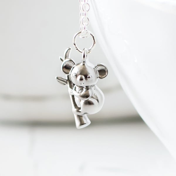 Collier Koala, Collier d’ours minuscule plaqué argent, Collier pendentif animal mignon, Collier délicat pour les amoureux de la nature, Collier Australie.