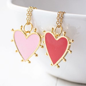 Emaille hartvormige ketting, rode of roze hartvormige ketting, vergulde hartvormige ketting, VK.