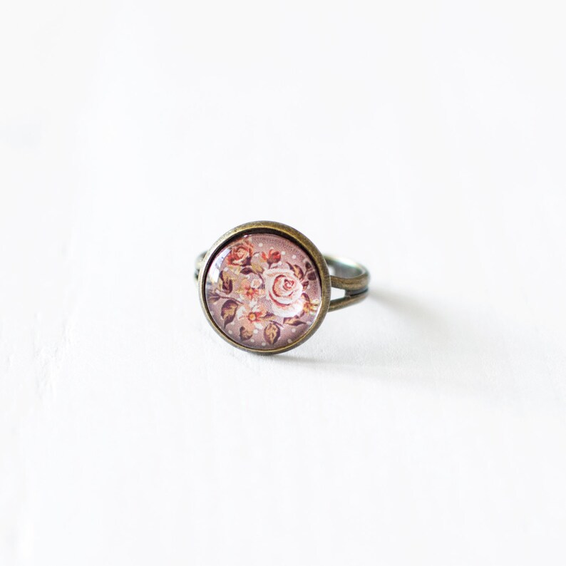 Vintage Flower Ring Shabby Chic Floral Pattern Ring Peach Rose Ring Everyday Glass Ring Nature Inspired Gift for Mother.
