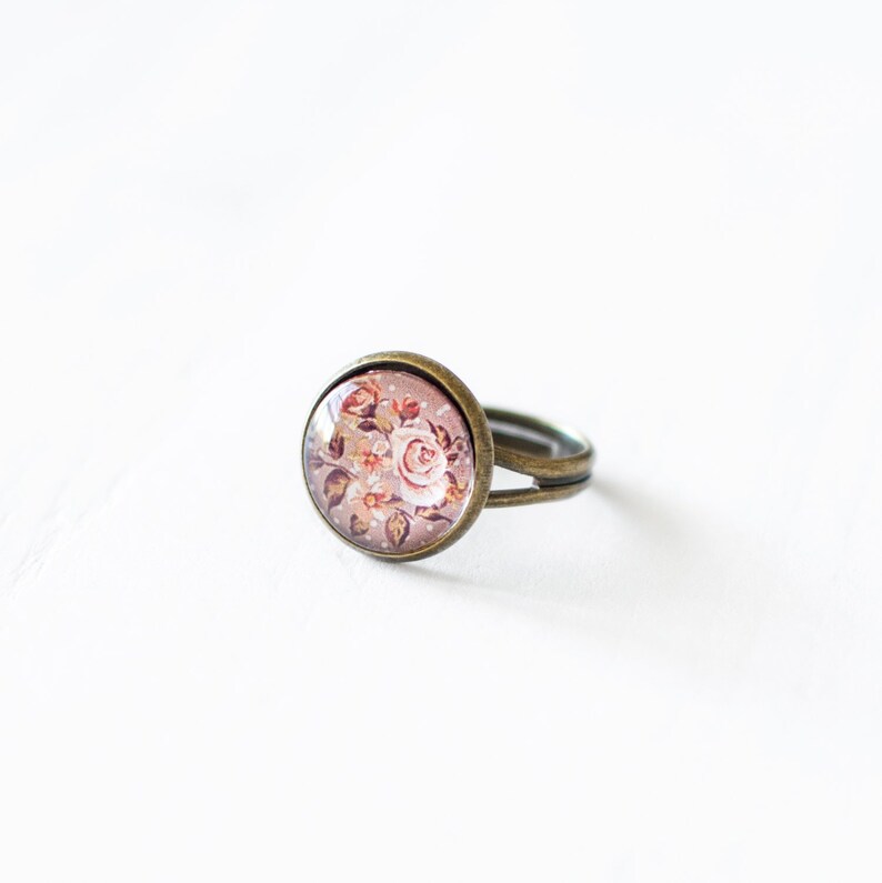 Vintage Flower Ring Shabby Chic Floral Pattern Ring Peach Rose Ring Everyday Glass Ring Nature Inspired Gift for Mother.