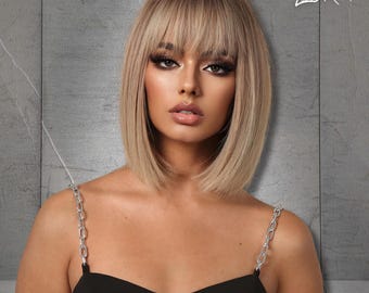 Cut Ash Blonde Bob Perücke mit Pony, Hitzebeständige Synthetische Perücke, Gerade Kurze Perücke für Frauen, Tägliche Perücke, Cosplay Perücke, Geschenk für Sie