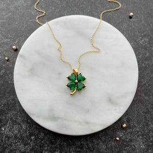 14k Gold Filled Green Clover Necklace: Good Luck Charm zdjęcie 1