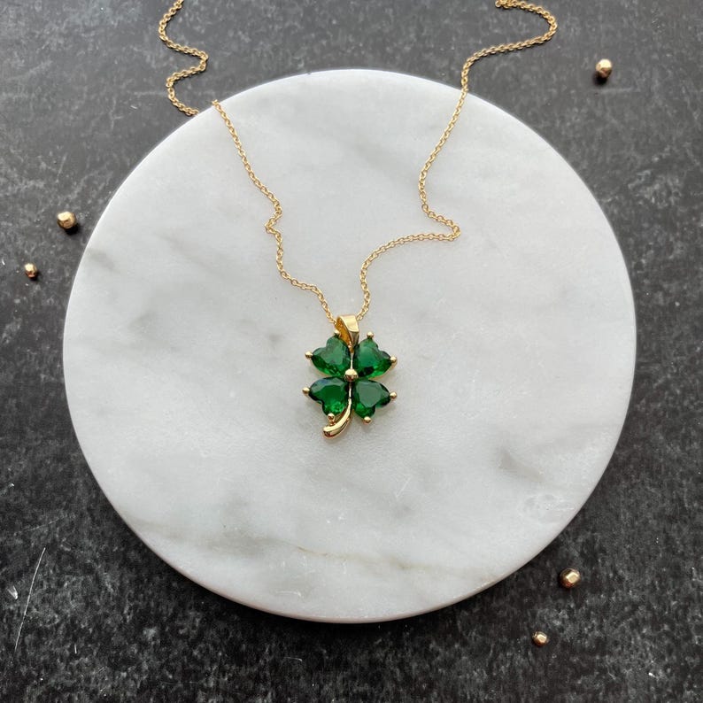 14k Gold Filled Green Clover Necklace: Good Luck Charm zdjęcie 1