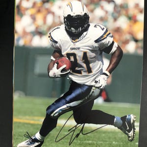 Ladainian Tomlinson San Diego Chargers Running back autographed Photo with COA