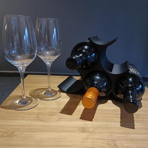 Weinregal Pyramidenform, Platz für 6 Flaschen