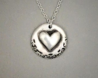 Collar de corazón de plata esterlina con colgante artesanal de plata maciza