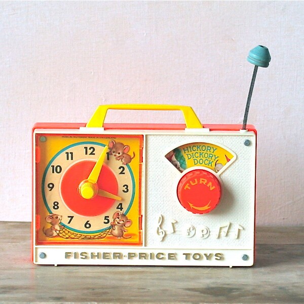 Fisher Price Hickory Dickory Dock Musical Clock Radio 1964
