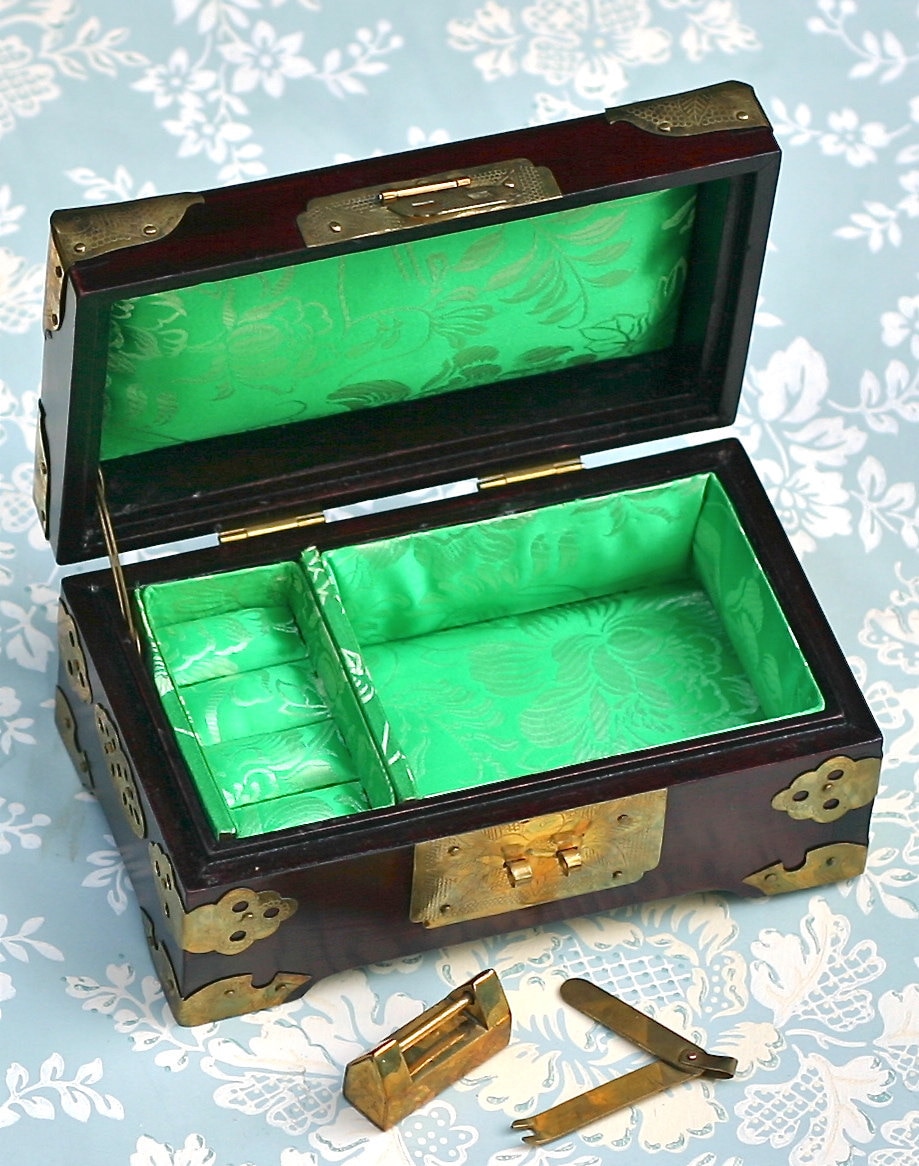 Vintage Jewelry Box Made In Old Shanghai China Ornate Lock Etsy