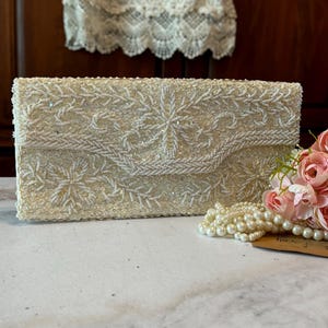Bolso de mano vintage de novia con cuentas, hecho a mano en Hong Kong, bolso de noche, bolso de mano de boda en blanco roto y crema, bolso de noche o formal.