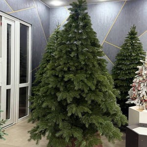 Christmas Premium Artificial Tree 1.8m (5.9 ft) / 2.1m (6.9 ft) | Green Pine | Realistic Holiday Decor, New Year’s Tree, Holiday Tree