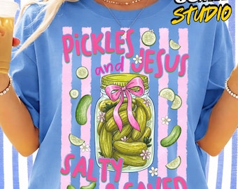 Pepinillos cristianos divertidos y Jesús PNG, Camiseta de Jesús salado y salvado PNG, Diseño de cita cristiana divertida, PNG religioso de moda, Humor de fe