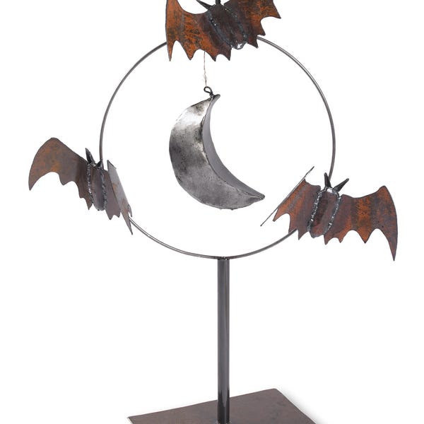 Metal Garden Art Bat Sculpture Garden Decor Outdoor Artwork