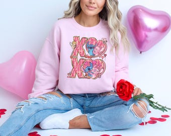 XOXO Shirt, Valentines Day Shirt, Gift For Girlfriend, XOXO Valentine Tshirt, Xoxo Cute Shirt, Love Wins Shirt, Girlfriend Valentine Gift